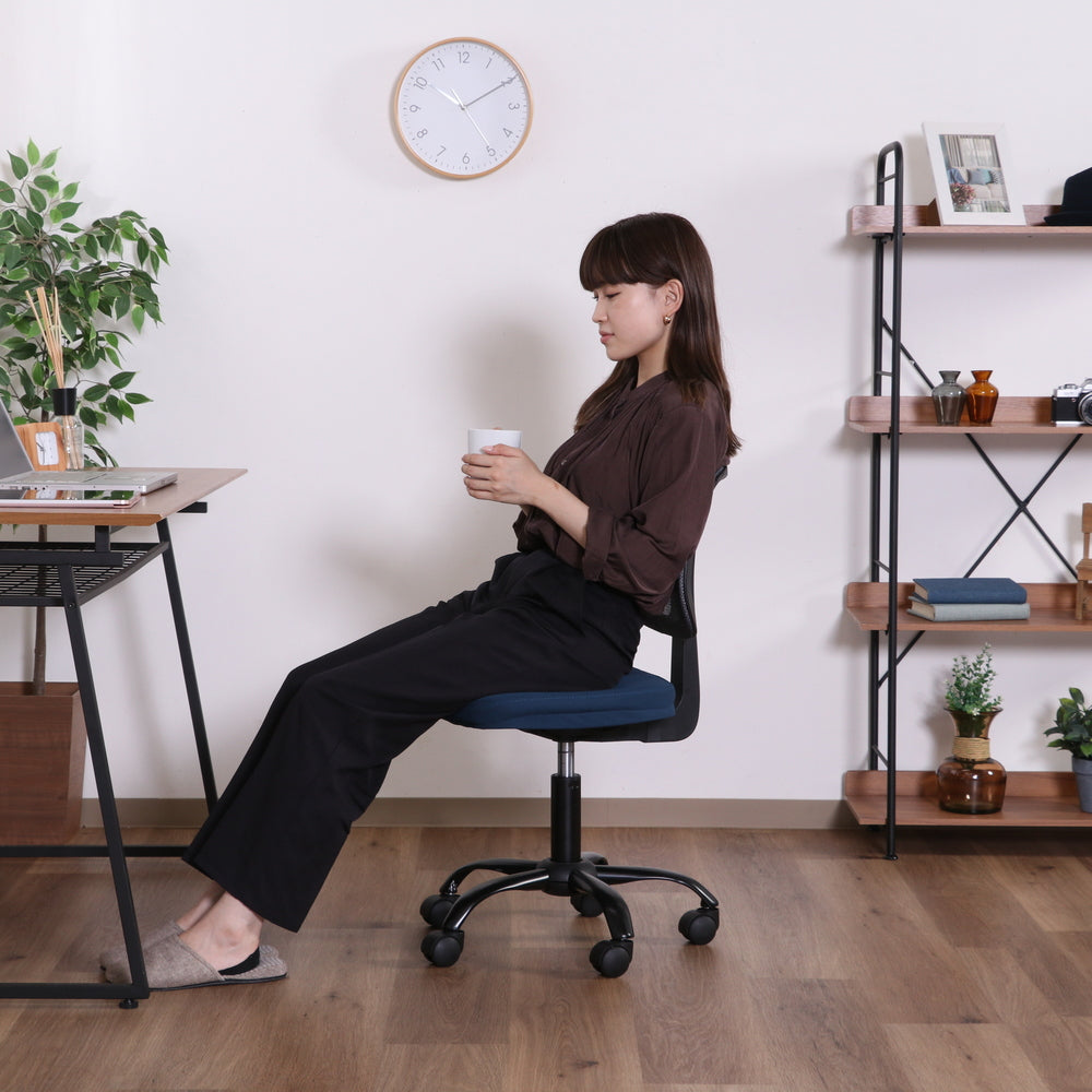 使用イメージ オフィスチェア 移動楽々