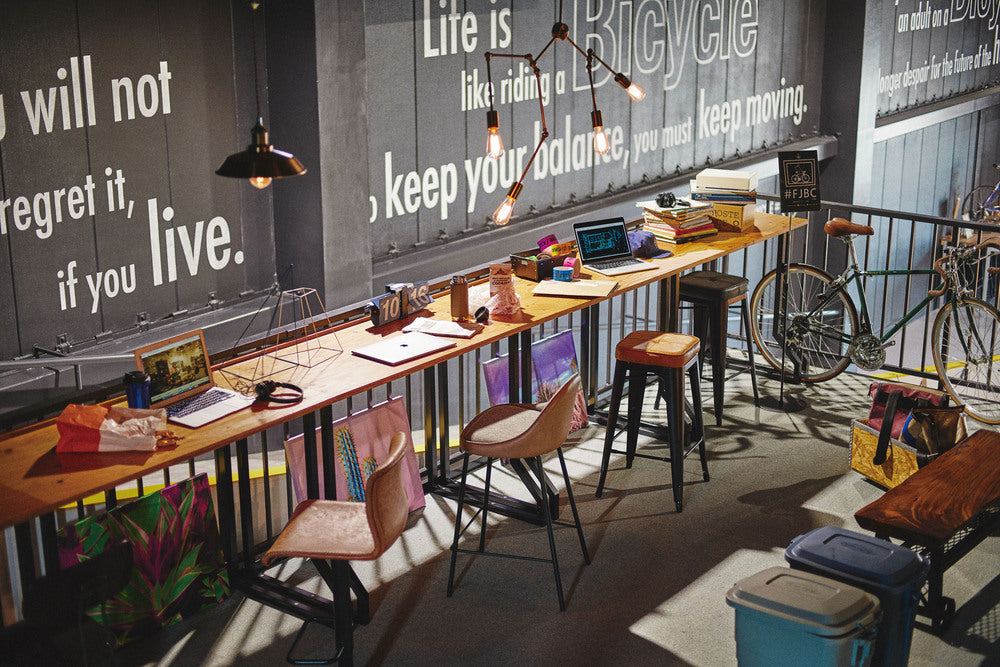 スツール スタッキング 1脚 ソフトレザー ダイニングチェア 背もたれなし 積み重ね 椅子 来客用 予備椅子【az-pc251】