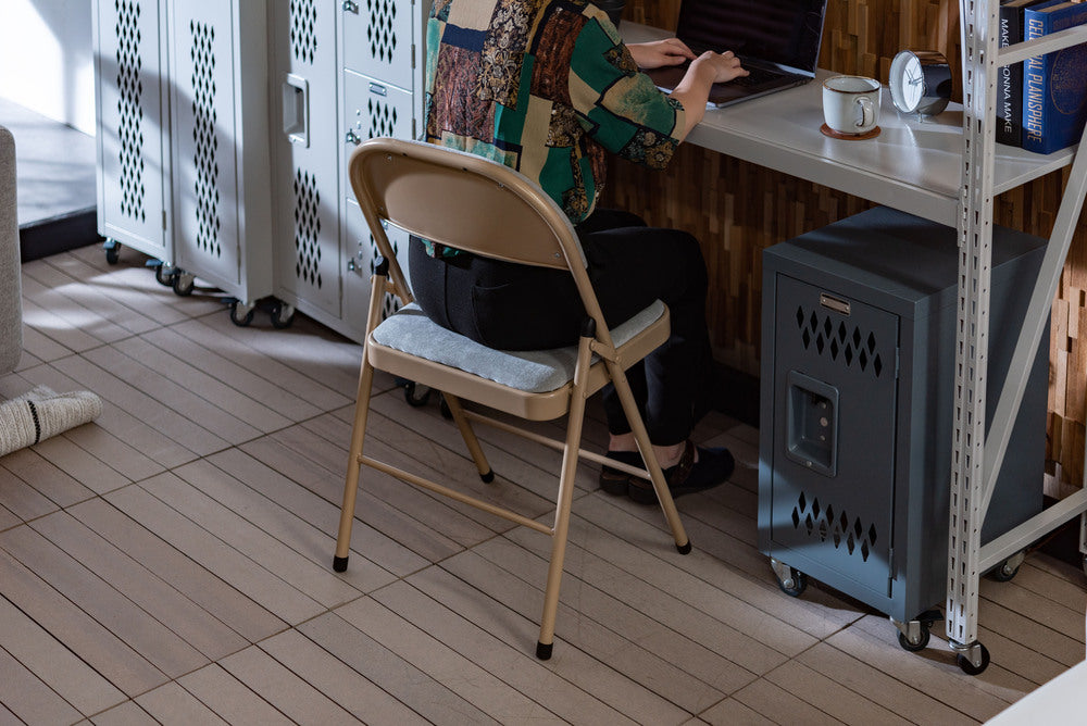 フォールディングチェア 折りたたみ式 4点セット 椅子 背もたれ付き ヴィンテージ デスクチェア ベロア調 チェア【az-pc33】