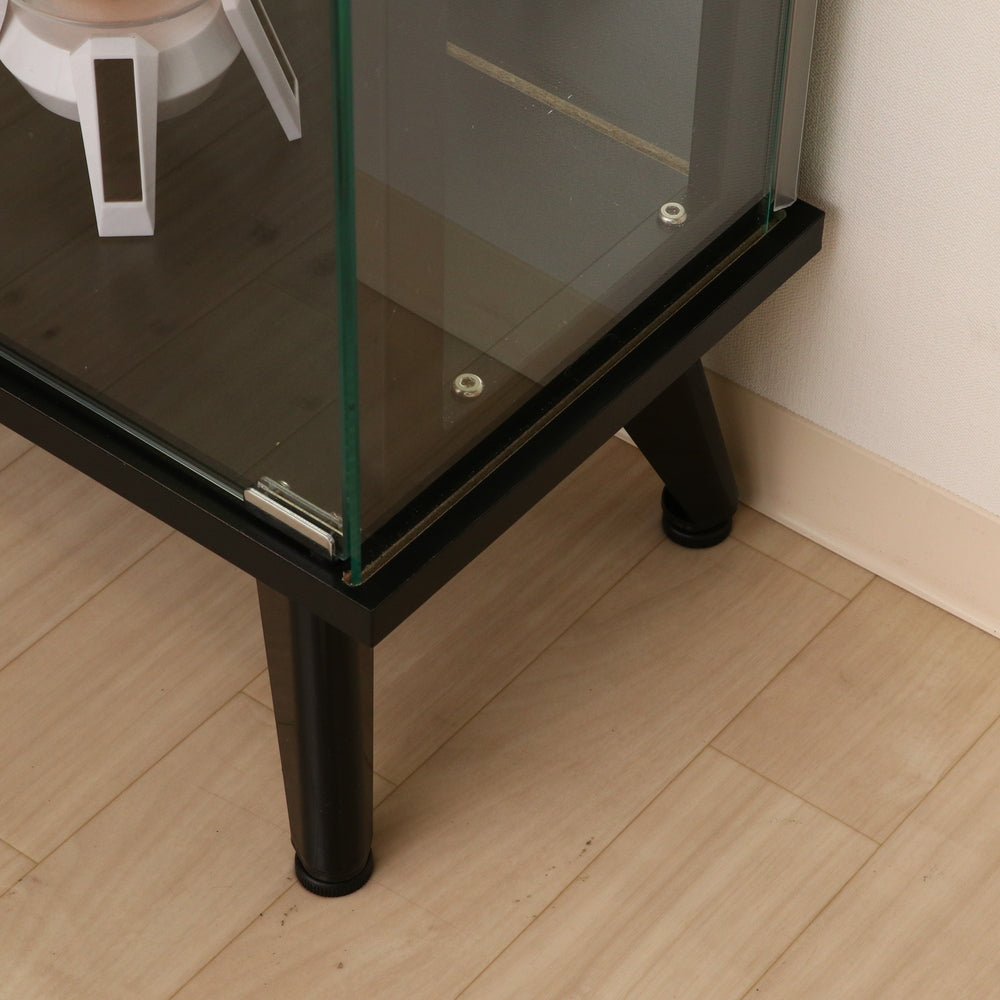 脚の高いデザイン ブラック ディスプレイラック