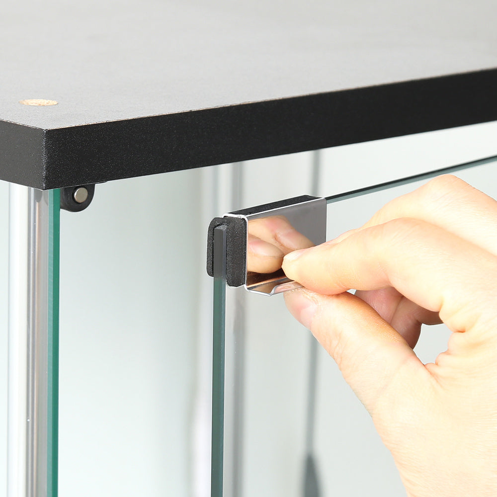 マグネット式の扉 ブラックの天板 強化ガラス