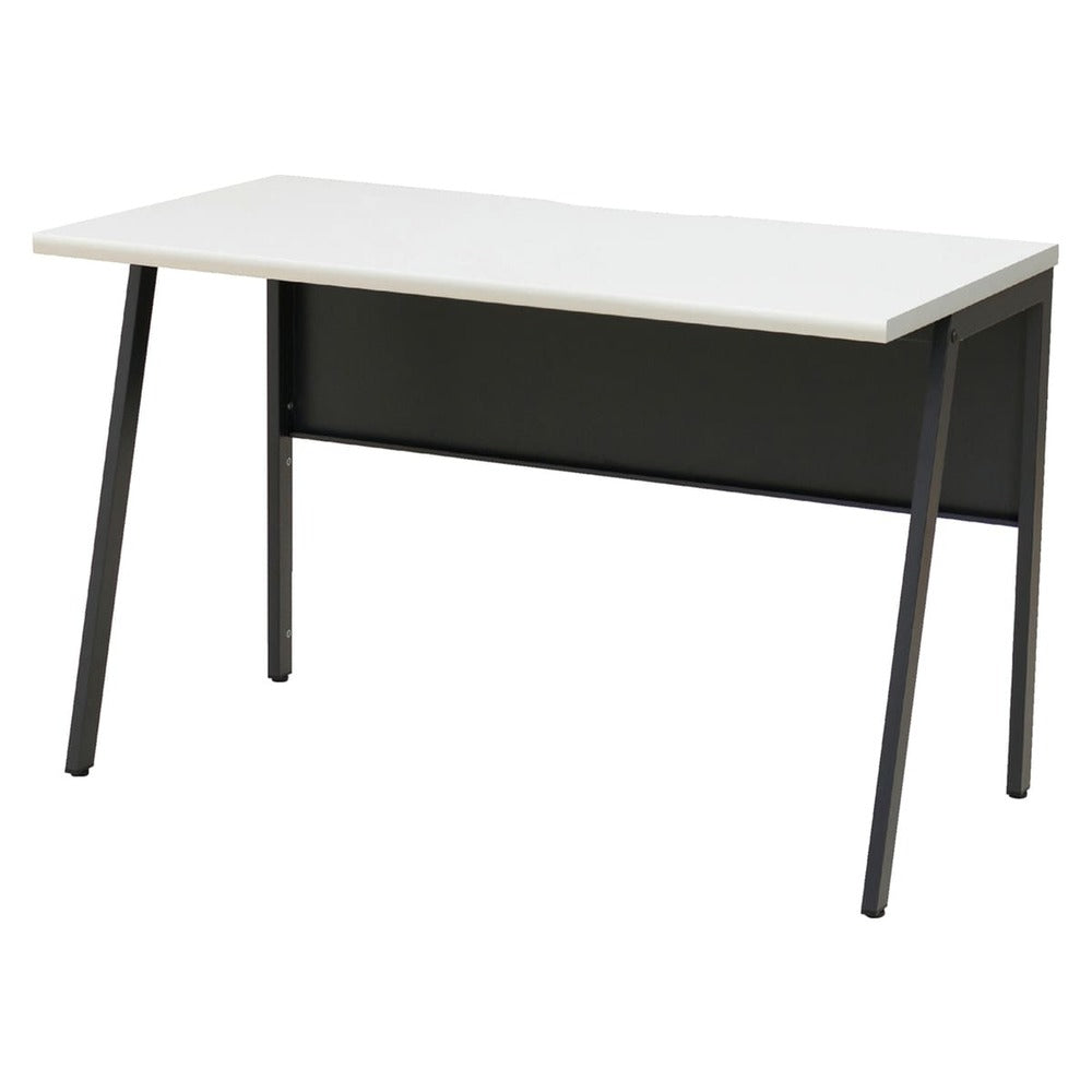 フリーアドレスオフィスに適した機能性重視のワークデスク