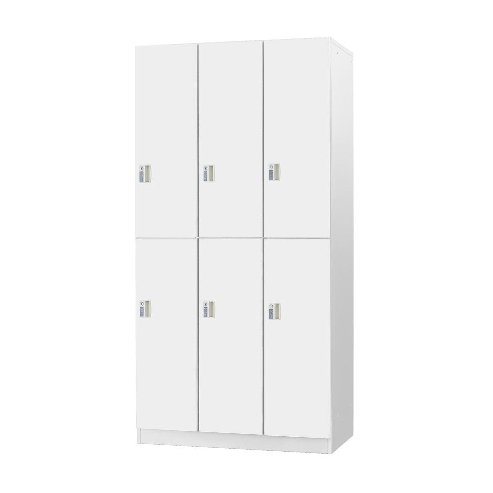 更衣室の整理整頓に役立つ大容量のゴルフ場ロッカー