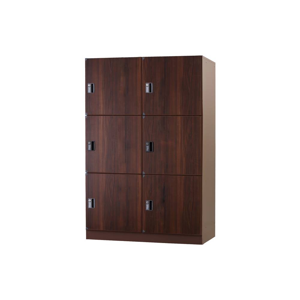 スポーツクラブ利用者に配慮した収納設計