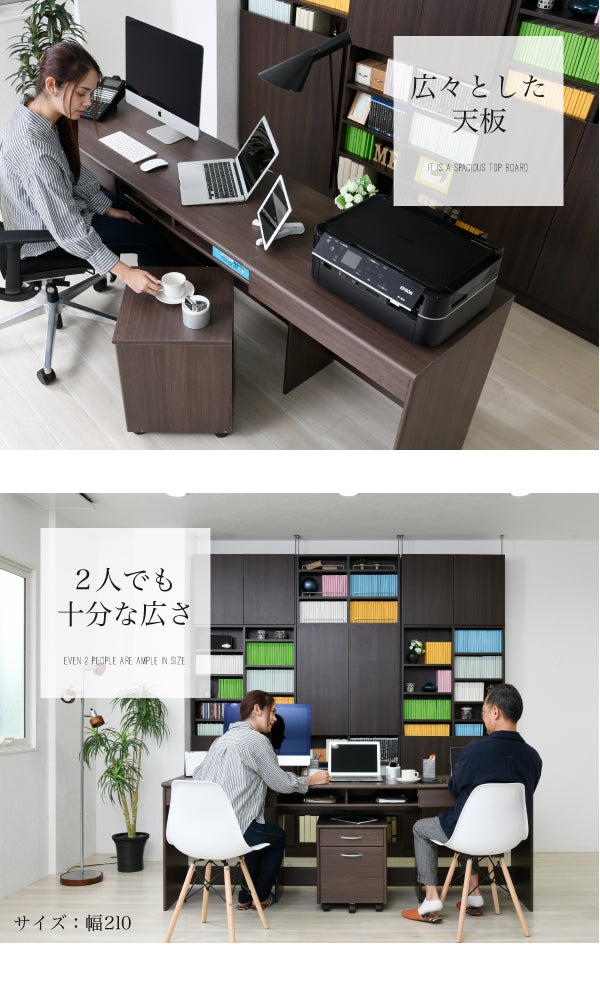 2人でも十分な作業スペースを確保する広々とした天板