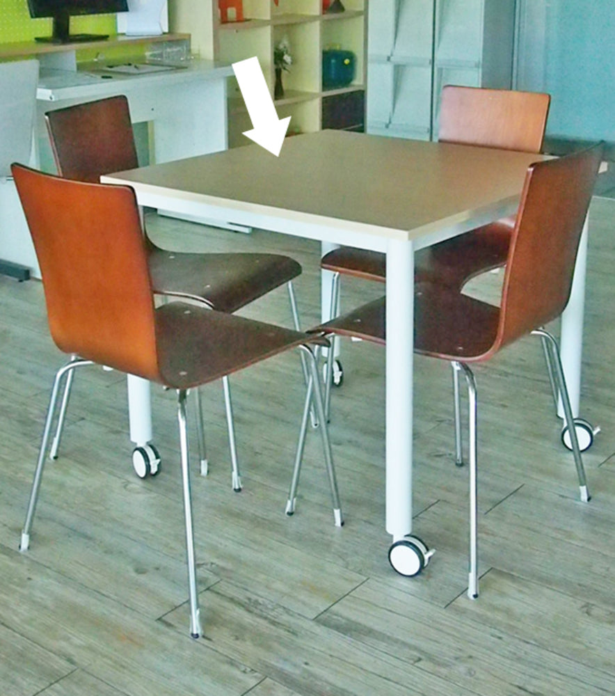 使用イメージ センターテーブル キャスター付