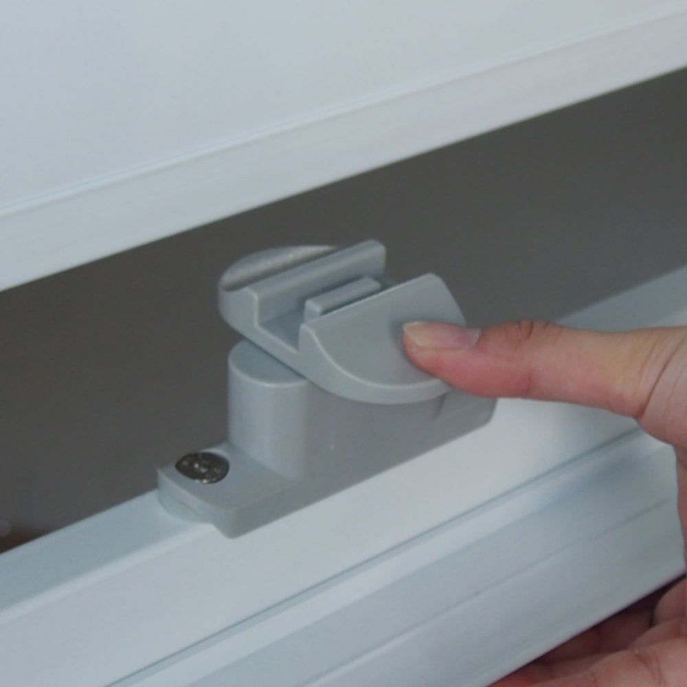 ストッパーを押し下げる 横フレーム中央