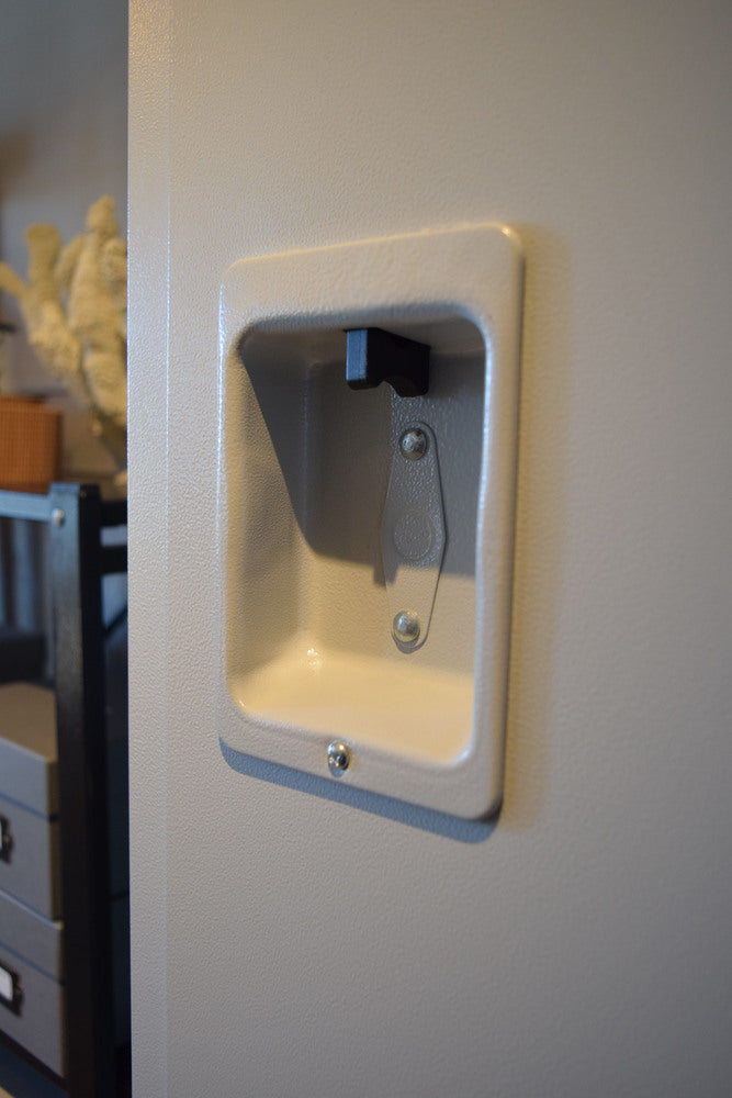 ロック 開閉簡単 スチールロッカー