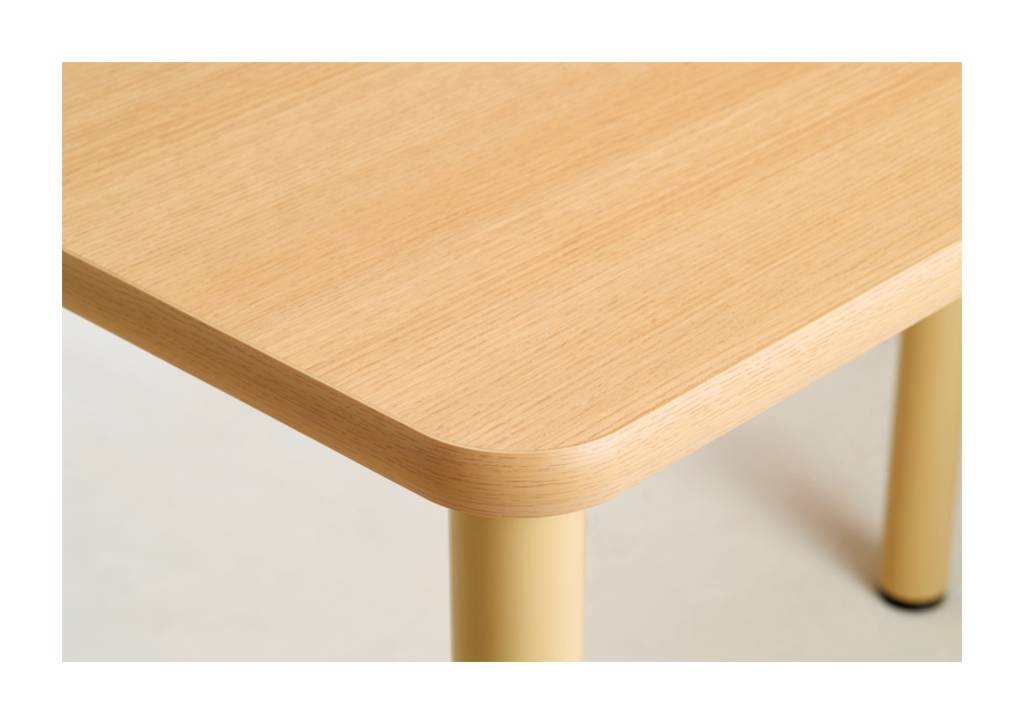 ソフトエッジ 優しい触り心地 柔らかな天板