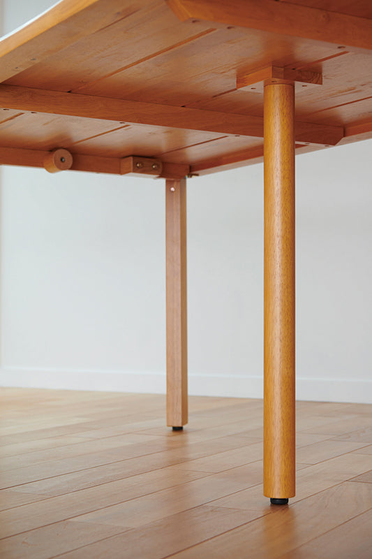 中央の脚 継ぎ足し脚収納可能 ナチュラル