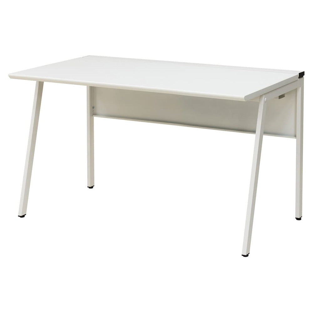 配線を隠して空間を整えるオフィスデスク