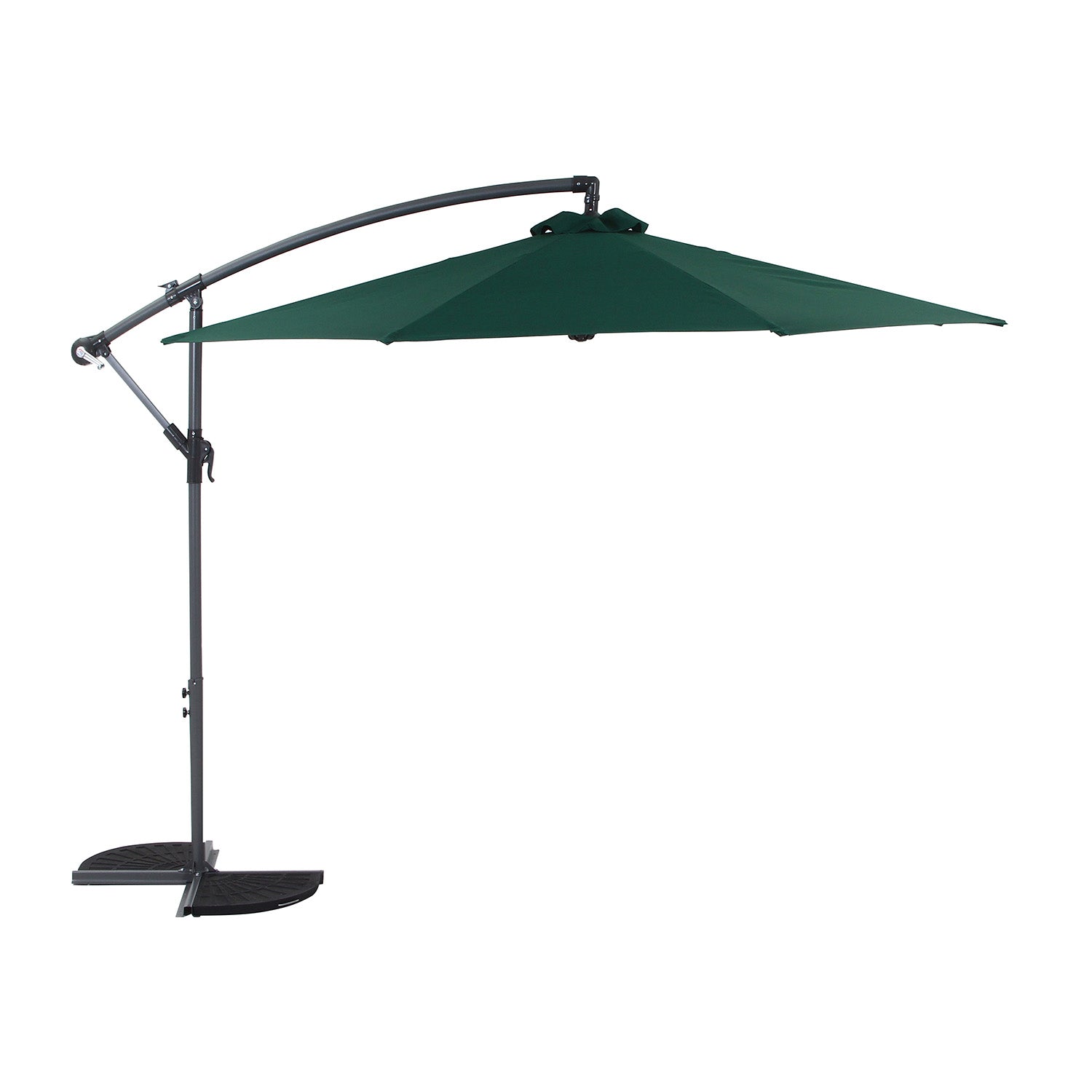 庭で広い日陰を作るハンギングパラソル