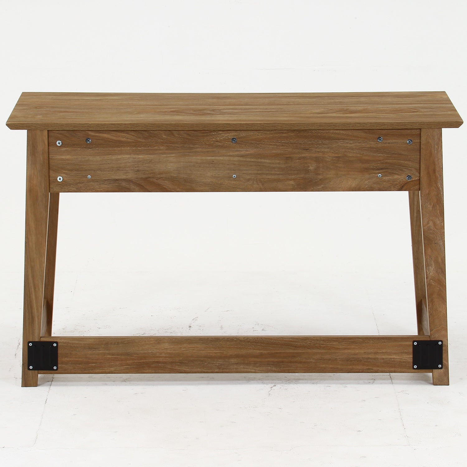 木目が美しいオークのプリントが施されたデスク