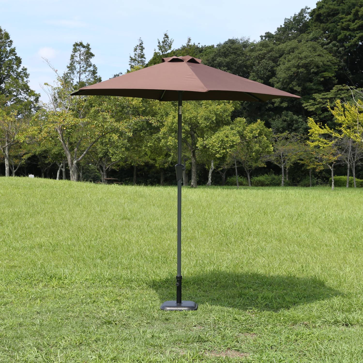 毎日のリラックスタイムをより快適にするアルミパラソル