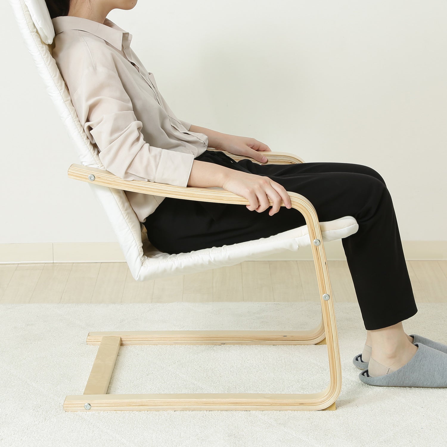 おしゃれで実用性を兼ね備えたチェア