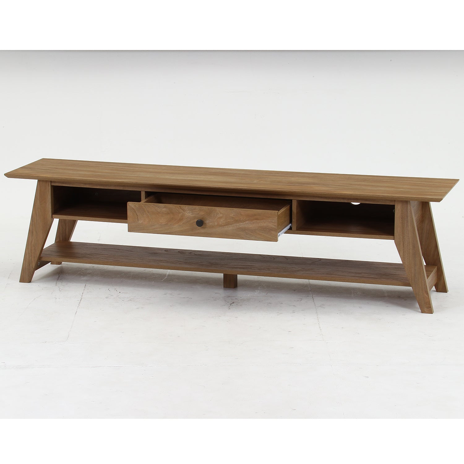 パソコン作業にゆとりのあるサイズ感のローデスク